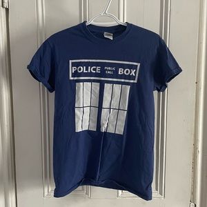 Doctor Who TARDIS shirt